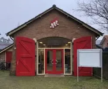 ingang van het museum Oudheidkamer Eemnes